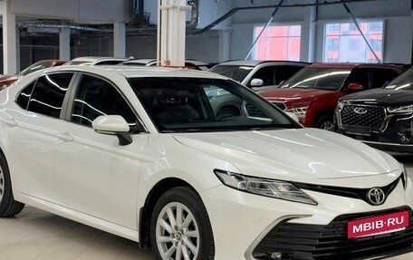 Toyota Camry, 2022 год, 2 480 000 рублей, 6 фотография