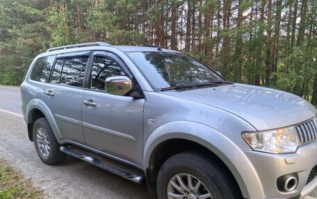 Mitsubishi Pajero Sport II рестайлинг, 2011 год, 2 000 000 рублей, 1 фотография