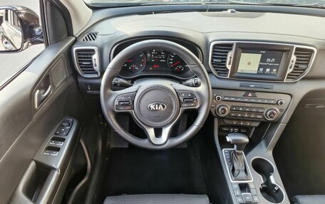KIA Sportage IV рестайлинг, 2017 год, 1 899 000 рублей, 9 фотография