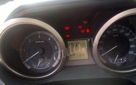 Toyota Land Cruiser Prado 150 рестайлинг 2, 2010 год, 2 000 000 рублей, 12 фотография