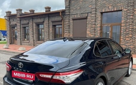 Toyota Camry, 2018 год, 2 770 000 рублей, 8 фотография