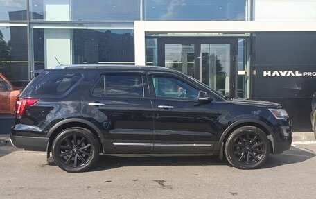 Ford Explorer VI, 2018 год, 2 439 000 рублей, 4 фотография