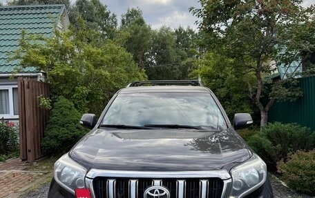 Toyota Land Cruiser 200, 2017 год, 3 500 000 рублей, 5 фотография