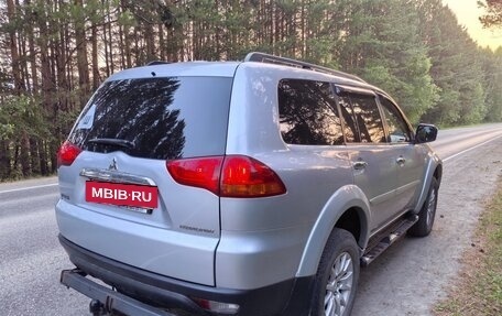 Mitsubishi Pajero Sport II рестайлинг, 2011 год, 2 000 000 рублей, 2 фотография