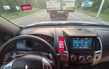 Mitsubishi Pajero Sport II рестайлинг, 2011 год, 2 000 000 рублей, 3 фотография