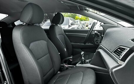 Hyundai Elantra VI рестайлинг, 2018 год, 940 000 рублей, 7 фотография
