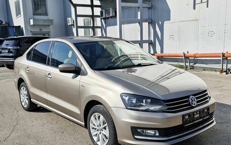 Volkswagen Polo VI (EU Market), 2015 год, 938 000 рублей, 2 фотография