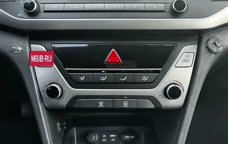 Hyundai Elantra VI рестайлинг, 2018 год, 940 000 рублей, 16 фотография