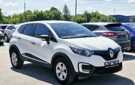 Renault Kaptur I рестайлинг, 2018 год, 890 000 рублей, 2 фотография