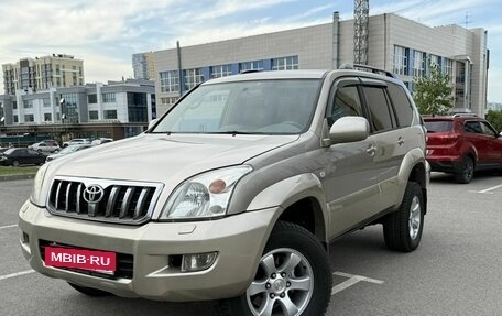 Toyota Land Cruiser Prado 120 рестайлинг, 2004 год, 2 050 000 рублей, 1 фотография