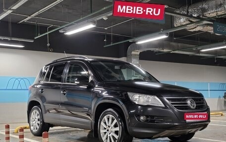Volkswagen Tiguan I, 2008 год, 750 000 рублей, 1 фотография