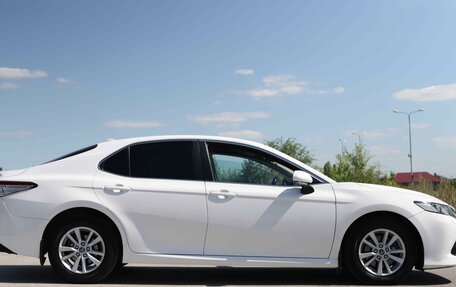 Toyota Camry, 2019 год, 2 812 950 рублей, 4 фотография