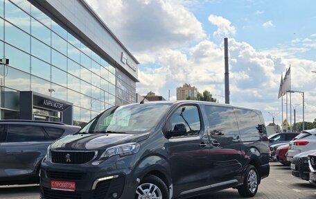 Peugeot Traveller I, 2021 год, 1 899 000 рублей, 3 фотография
