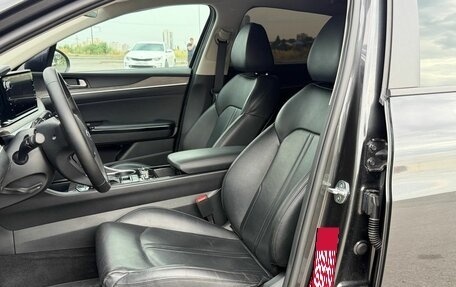KIA K5, 2020 год, 2 380 000 рублей, 26 фотография