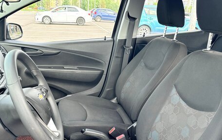 Chevrolet Spark IV, 2016 год, 800 000 рублей, 7 фотография