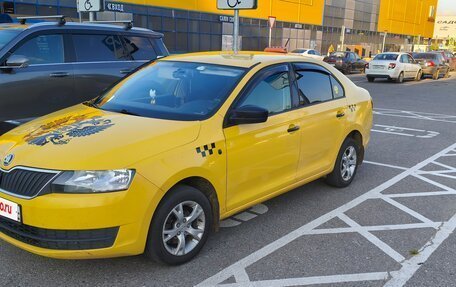 Skoda Rapid I, 2017 год, 550 000 рублей, 2 фотография