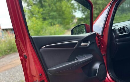 Honda Fit III, 2019 год, 1 090 000 рублей, 34 фотография