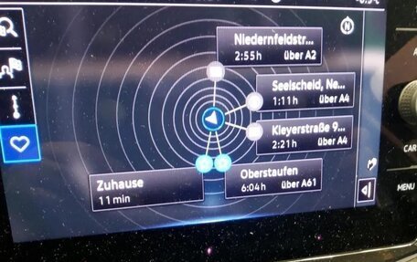 Volkswagen Tiguan II, 2022 год, 2 092 000 рублей, 11 фотография
