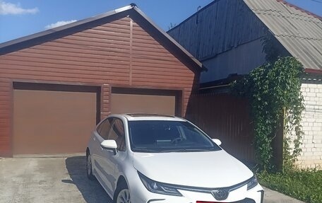 Toyota Corolla, 2022 год, 2 000 000 рублей, 16 фотография