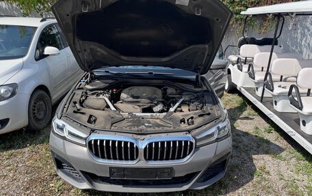 BMW 5 серия, 2020 год, 4 600 000 рублей, 7 фотография