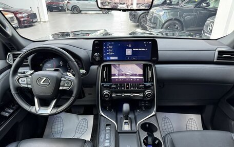 Lexus LX, 2025 год, 19 990 000 рублей, 17 фотография