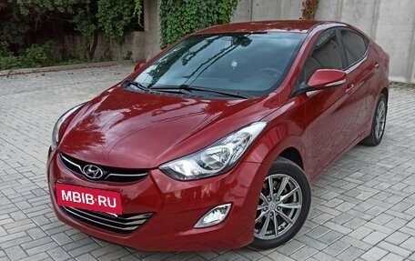 Hyundai Elantra V, 2012 год, 1 350 000 рублей, 6 фотография