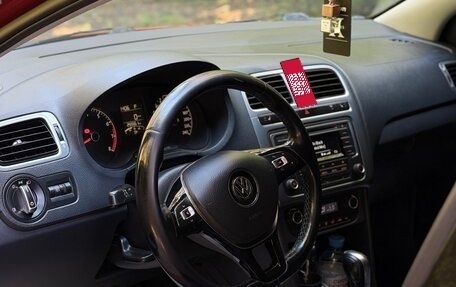 Volkswagen Polo VI (EU Market), 2016 год, 1 000 000 рублей, 13 фотография