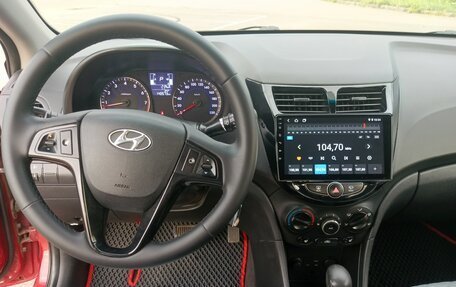 Hyundai Solaris II рестайлинг, 2015 год, 890 000 рублей, 14 фотография