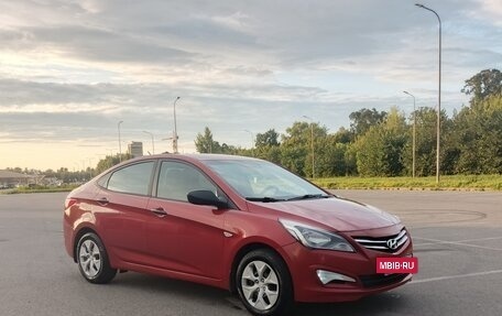 Hyundai Solaris II рестайлинг, 2015 год, 890 000 рублей, 7 фотография