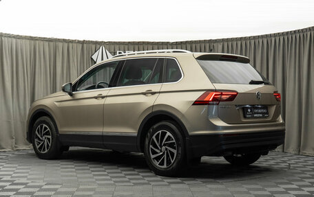 Volkswagen Tiguan II, 2018 год, 2 440 000 рублей, 4 фотография