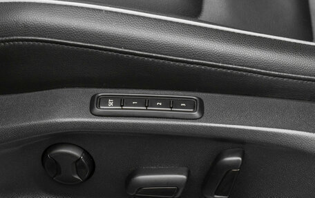 Volkswagen Tiguan II, 2018 год, 2 440 000 рублей, 16 фотография