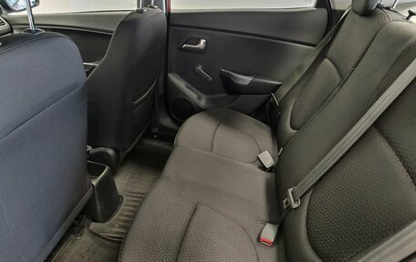 KIA Rio III рестайлинг, 2011 год, 799 000 рублей, 17 фотография