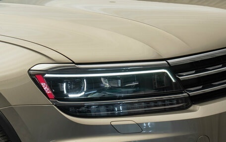 Volkswagen Tiguan II, 2018 год, 2 440 000 рублей, 27 фотография