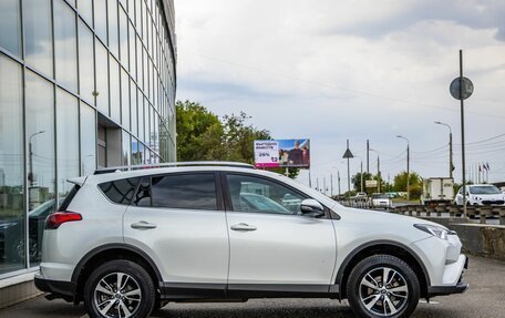 Toyota RAV4, 2019 год, 2 468 000 рублей, 8 фотография