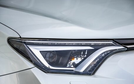Toyota RAV4, 2019 год, 2 468 000 рублей, 12 фотография