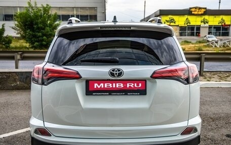 Toyota RAV4, 2019 год, 2 468 000 рублей, 6 фотография