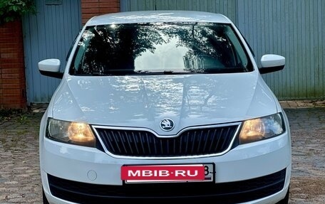Skoda Rapid I, 2015 год, 1 100 000 рублей, 2 фотография