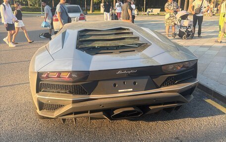 Lamborghini Aventador I рестайлинг, 2020 год, 54 000 000 рублей, 3 фотография