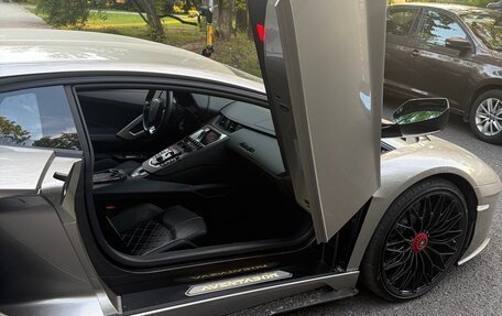 Lamborghini Aventador I рестайлинг, 2020 год, 54 000 000 рублей, 10 фотография