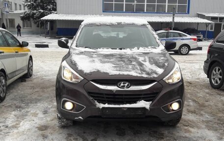 Hyundai ix35 I рестайлинг, 2014 год, 1 350 000 рублей, 2 фотография