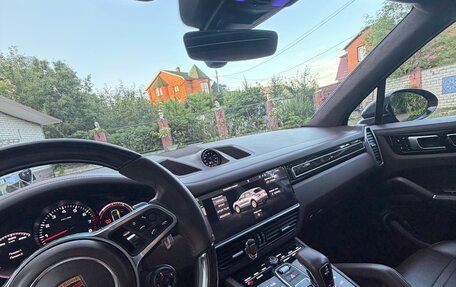 Porsche Cayenne III, 2018 год, 7 650 000 рублей, 4 фотография