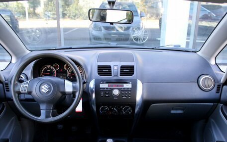 Suzuki SX4 II рестайлинг, 2010 год, 825 000 рублей, 11 фотография