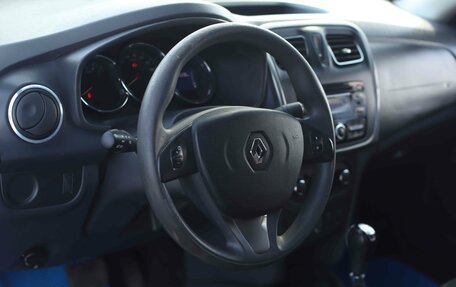 Renault Logan II, 2018 год, 779 000 рублей, 13 фотография