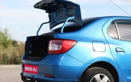 Renault Logan II, 2018 год, 779 000 рублей, 19 фотография