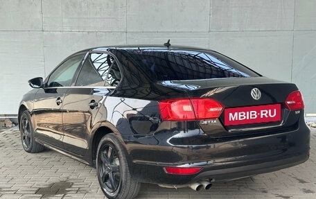 Volkswagen Jetta VI, 2013 год, 970 000 рублей, 5 фотография