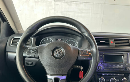 Volkswagen Jetta VI, 2013 год, 970 000 рублей, 17 фотография
