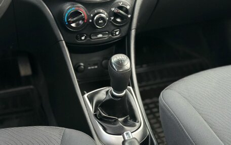 Hyundai Solaris II рестайлинг, 2011 год, 549 000 рублей, 18 фотография