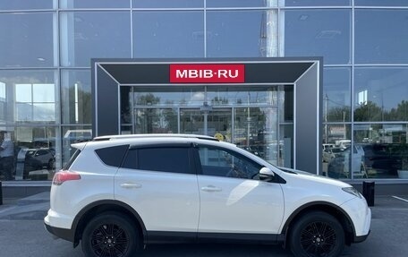 Toyota RAV4, 2017 год, 2 279 500 рублей, 4 фотография