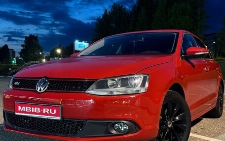 Volkswagen Jetta VI, 2012 год, 725 000 рублей, 1 фотография