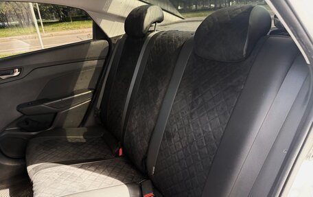 Hyundai Solaris II рестайлинг, 2017 год, 1 050 000 рублей, 12 фотография